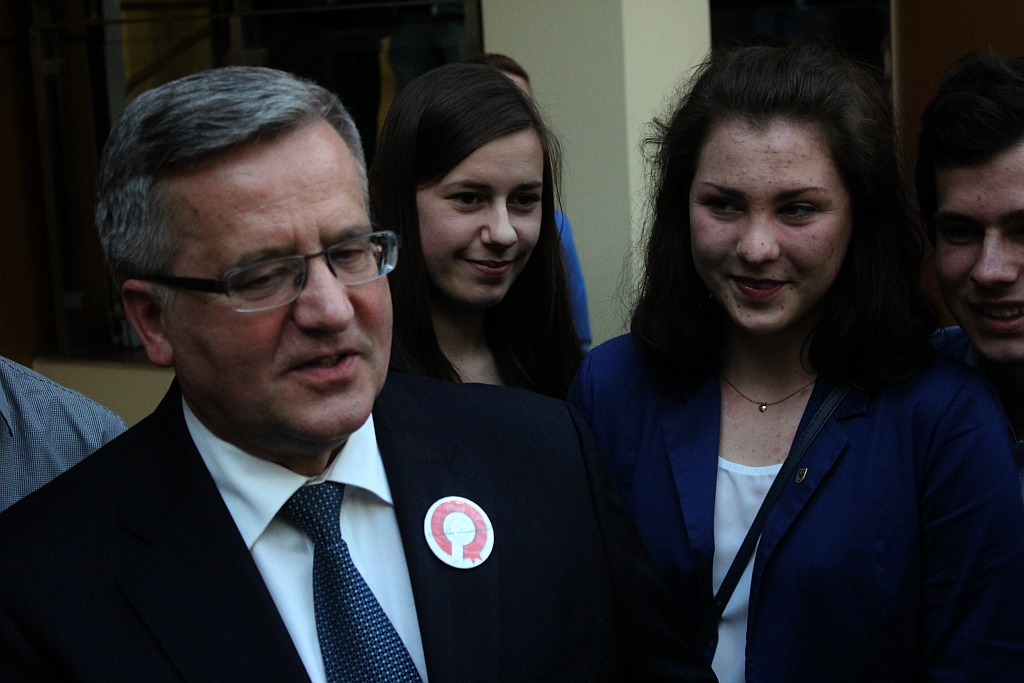 Prezydent wyjechał z Legnicy z miodem i książkami
