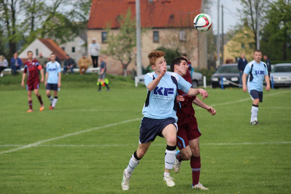 Klasa A: Dąb - Błękitni 8:1 (2:0)