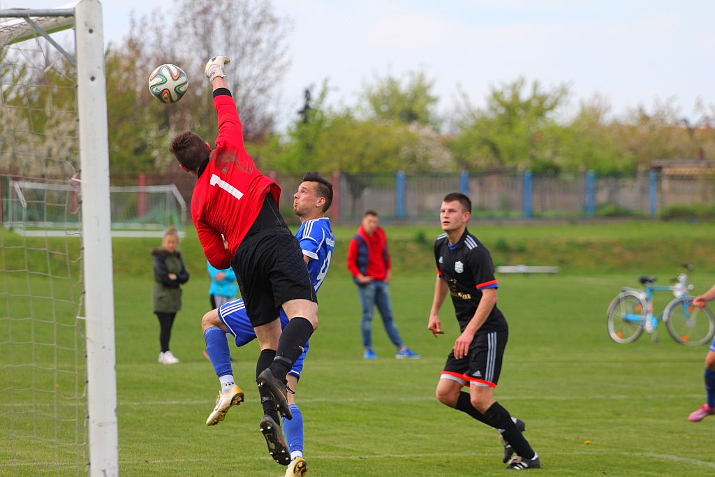 4. liga: Miedź II - BKS Bobrzanie 4:0