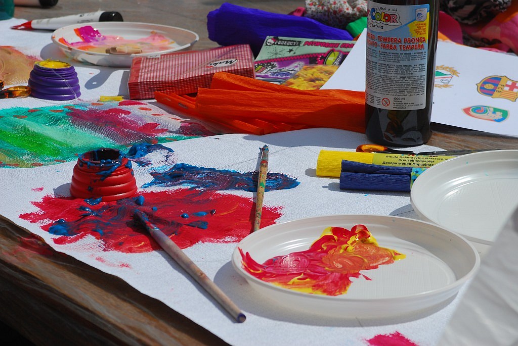 Malowanie godła w rynku