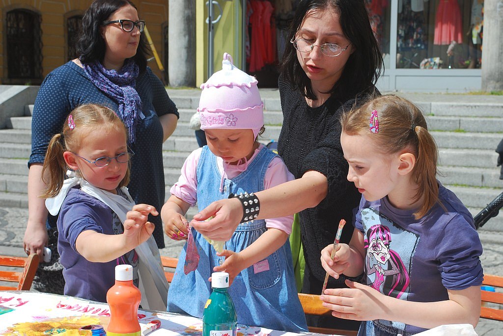 Malowanie godła w rynku