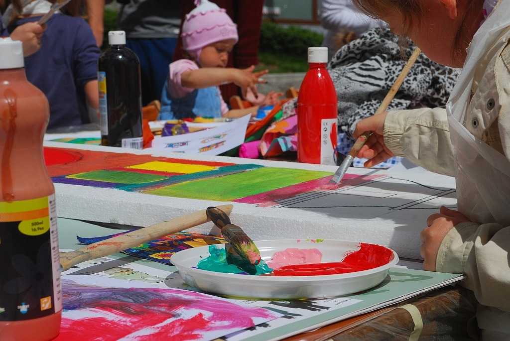 Malowanie godła w rynku