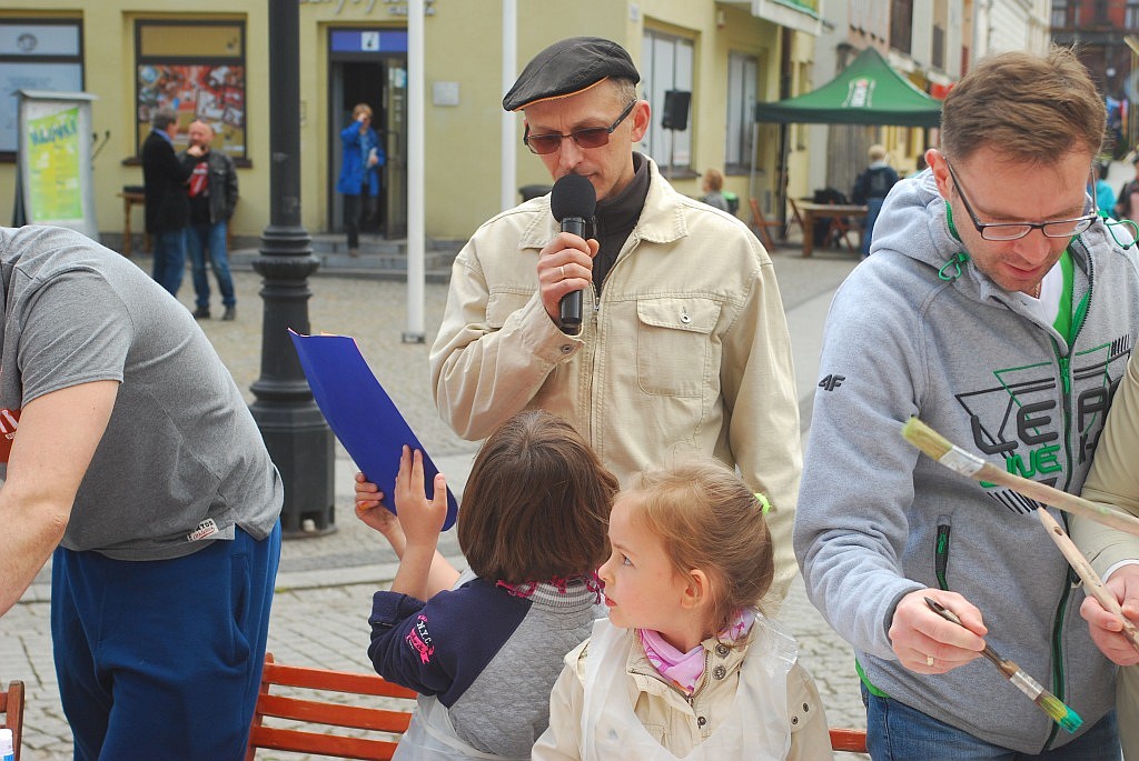 Malowanie godła w rynku