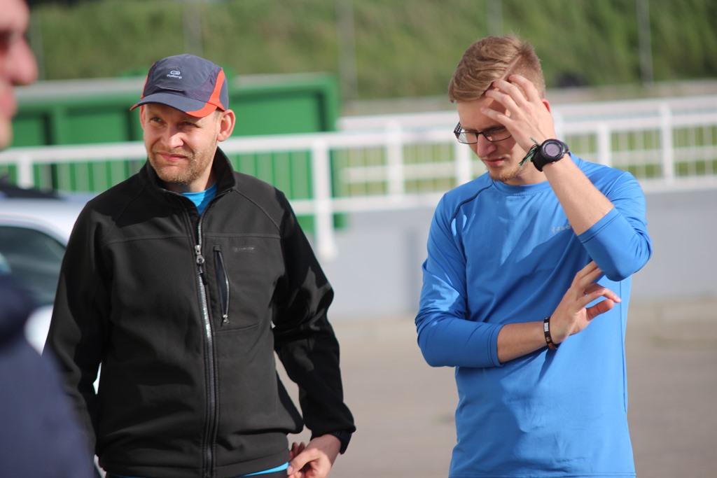 Biegowy czwartek pod Decathlonem po raz drugi