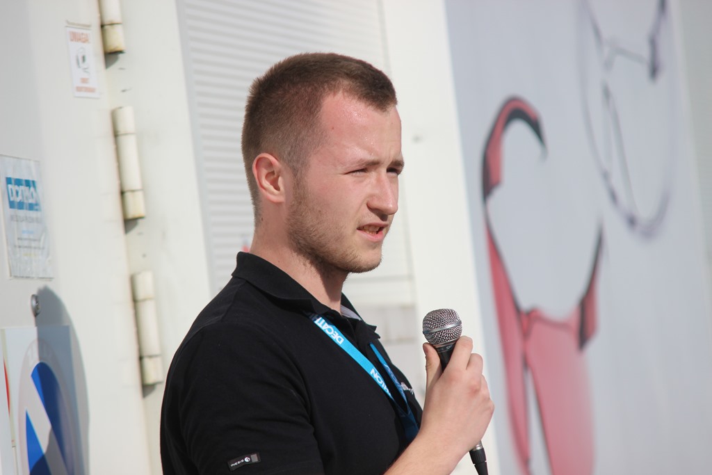 Biegowy czwartek pod Decathlonem po raz drugi