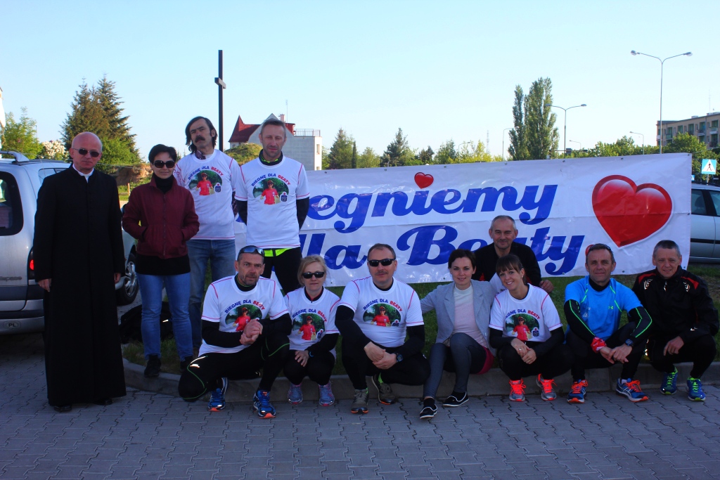 Biegną dla Beaty do Częstochowy