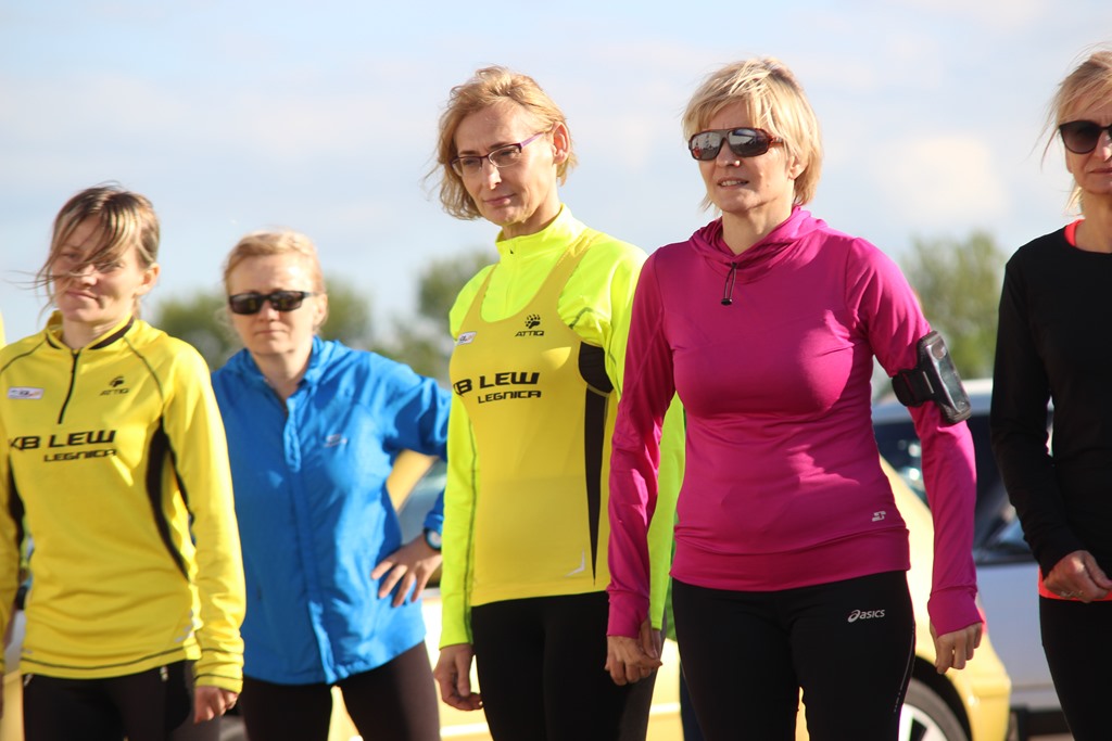 Biegowy czwartek pod Decathlonem po raz drugi