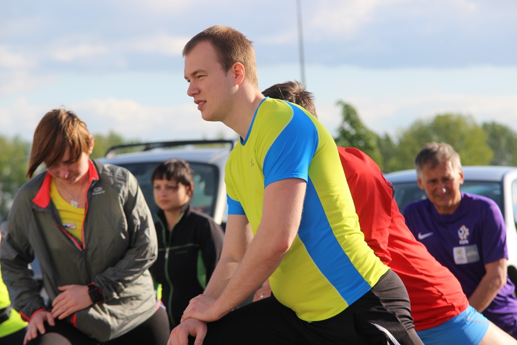 Biegowy czwartek pod Decathlonem po raz drugi