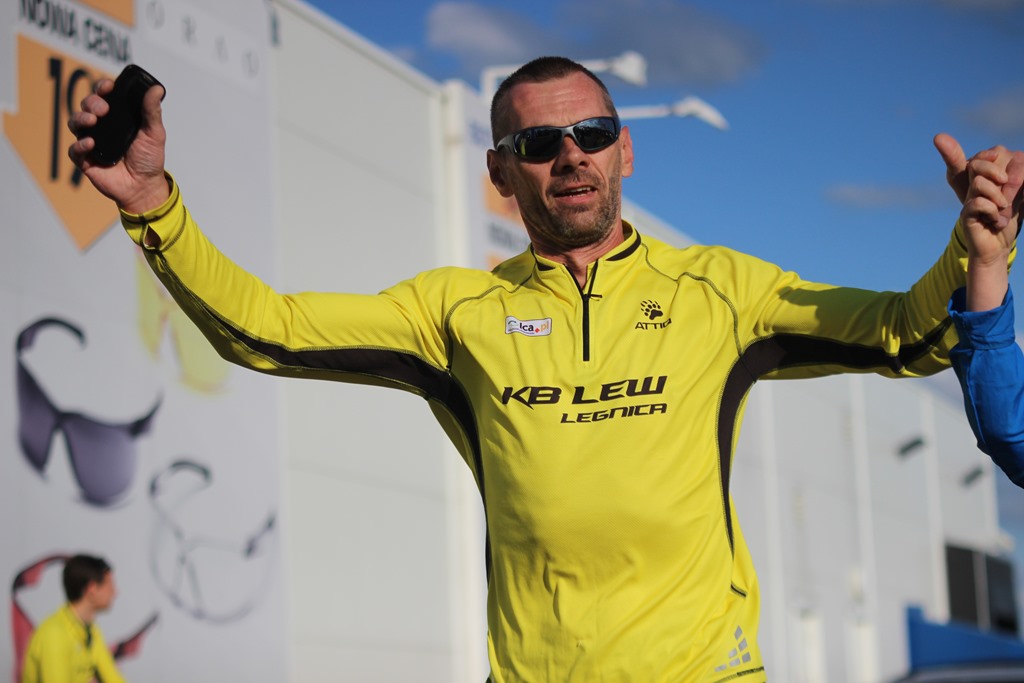 Biegowy czwartek pod Decathlonem po raz drugi