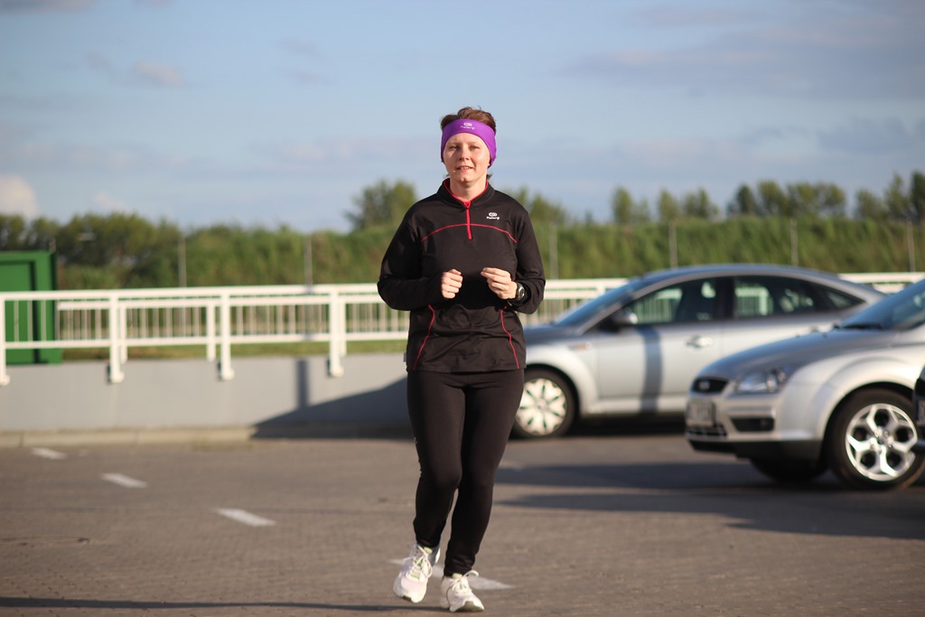 Biegowy czwartek pod Decathlonem po raz drugi