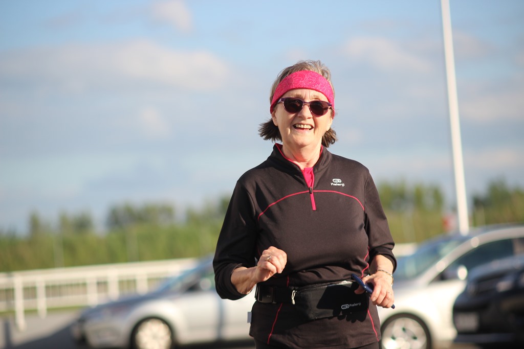 Biegowy czwartek pod Decathlonem po raz drugi