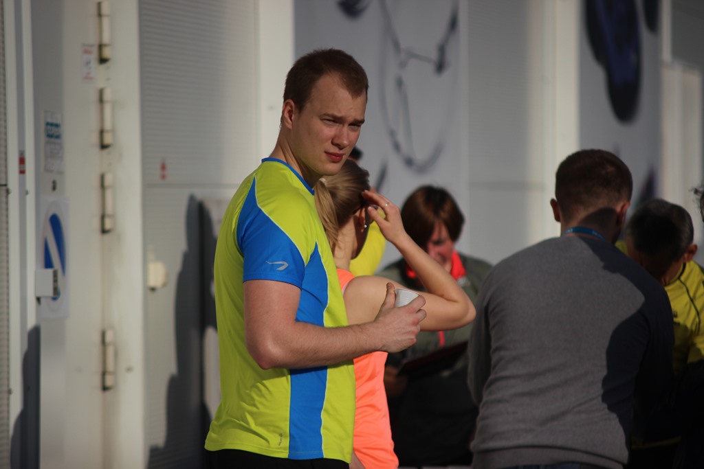 Biegowy czwartek pod Decathlonem po raz drugi
