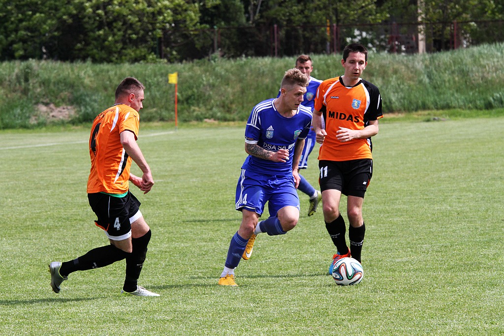 4. liga: Miedź II - Włókniarz 5:2 (3:0)