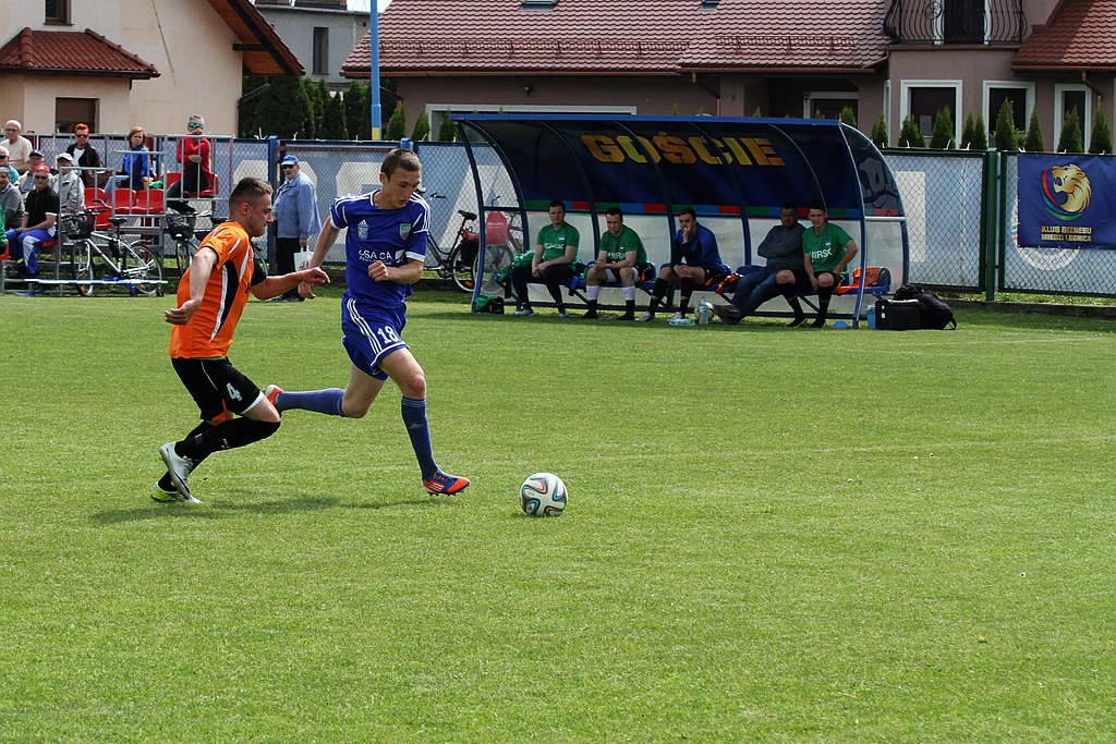 4. liga: Miedź II - Włókniarz 5:2 (3:0)