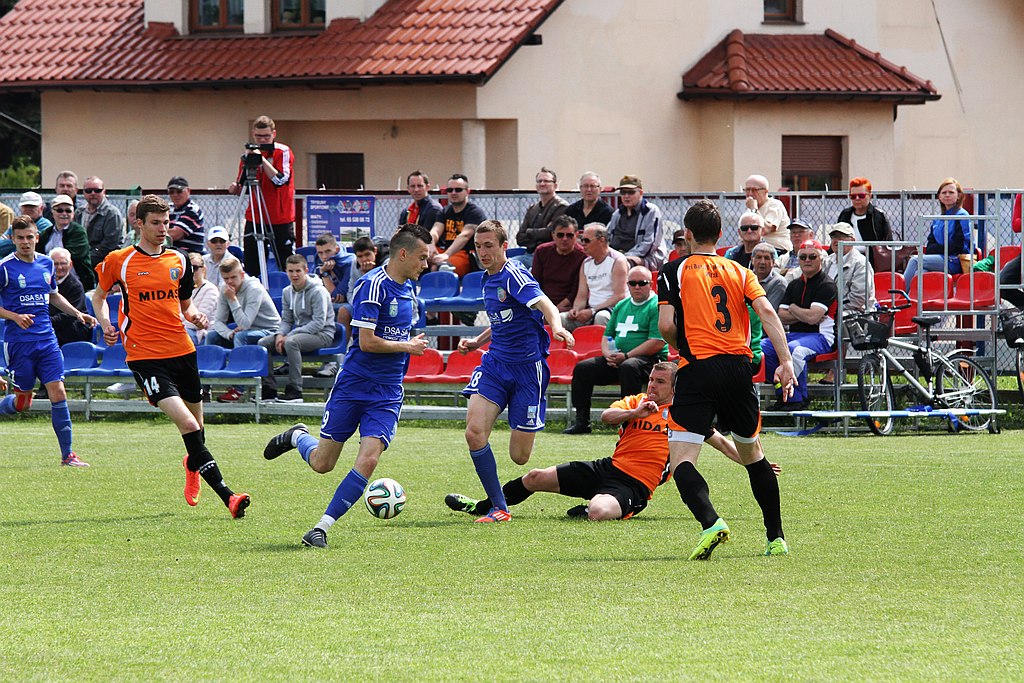 4. liga: Miedź II - Włókniarz 5:2 (3:0)