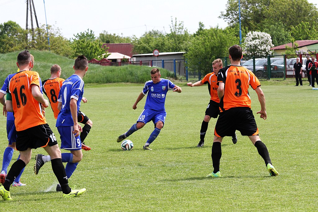 4. liga: Miedź II - Włókniarz 5:2 (3:0)