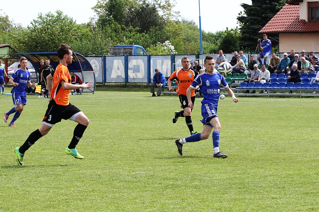 4. liga: Miedź II - Włókniarz 5:2 (3:0)