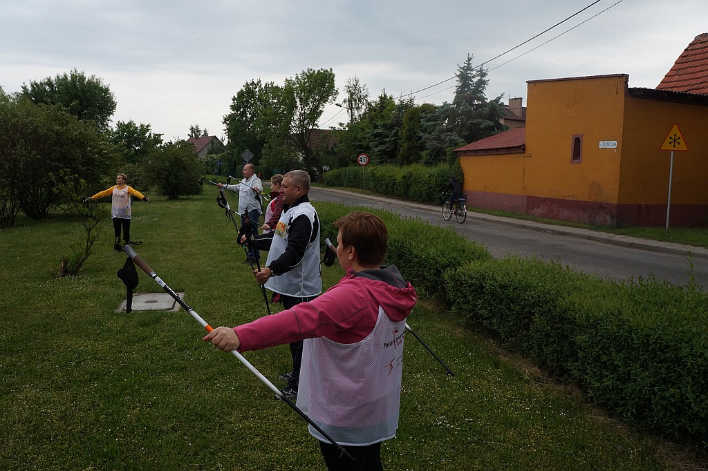 W Kunicach uczą się chodzić prawidłowo