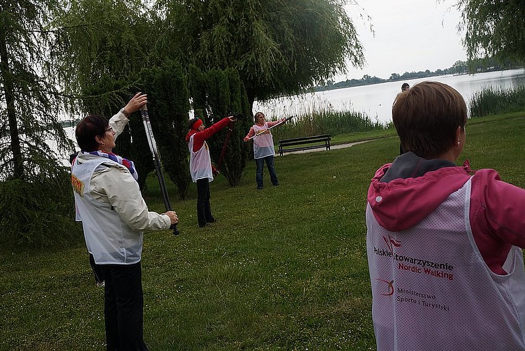W Kunicach uczą się chodzić prawidłowo
