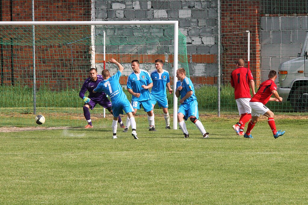 Klasa A: Albatros - Czarni 3:3