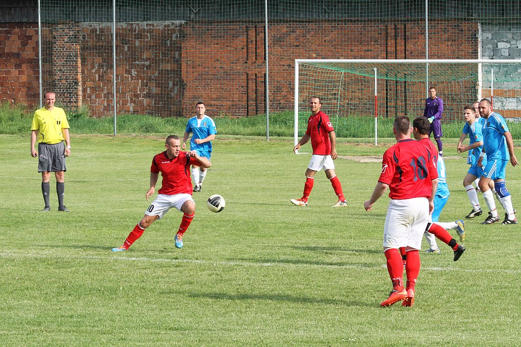 Klasa A: Albatros - Czarni 3:3