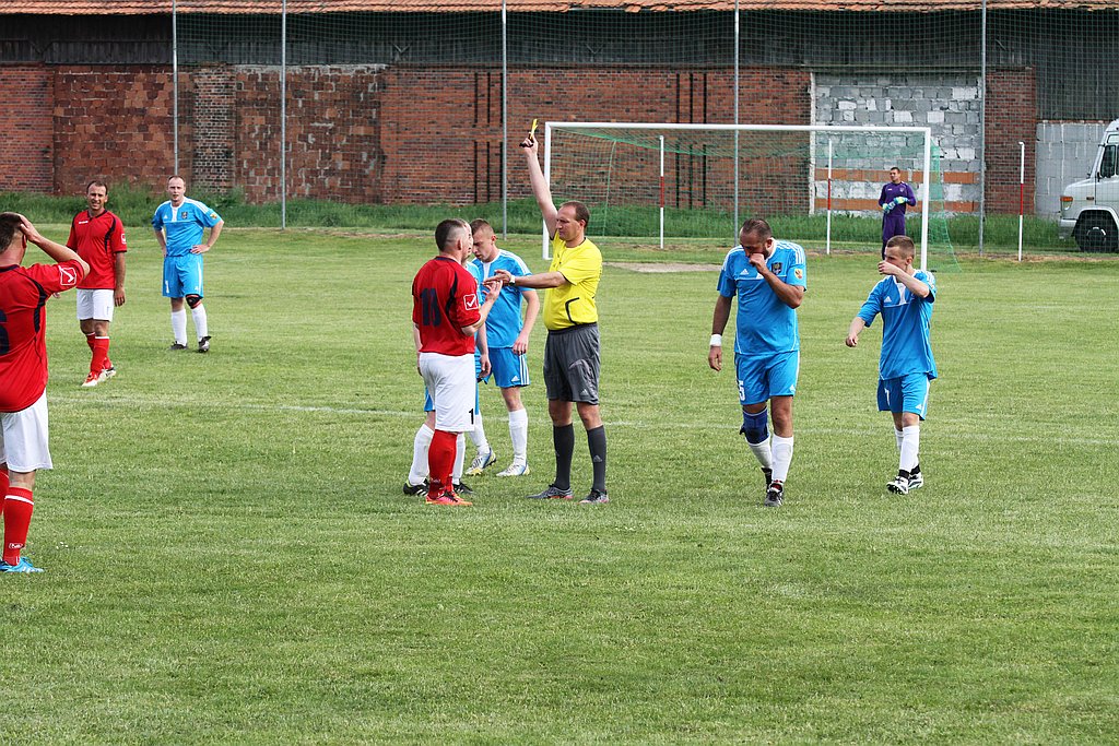 Klasa A: Albatros - Czarni 3:3
