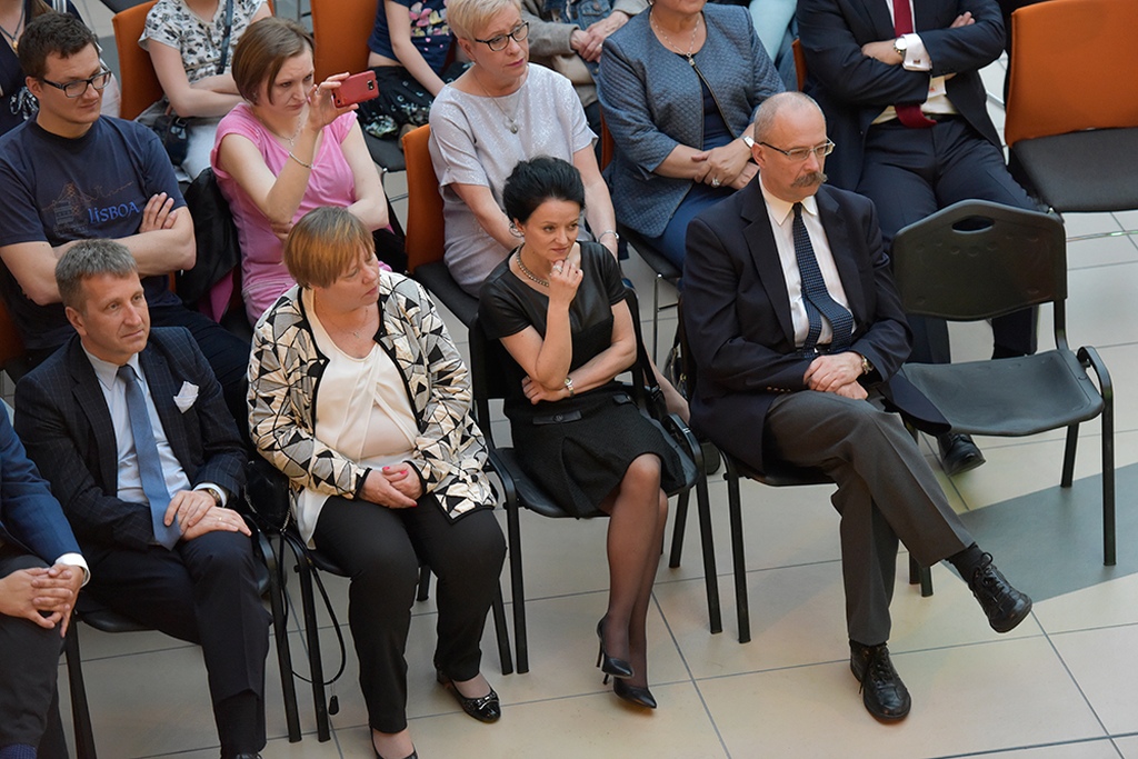 Chór z Poznania wygrywa Cantat!