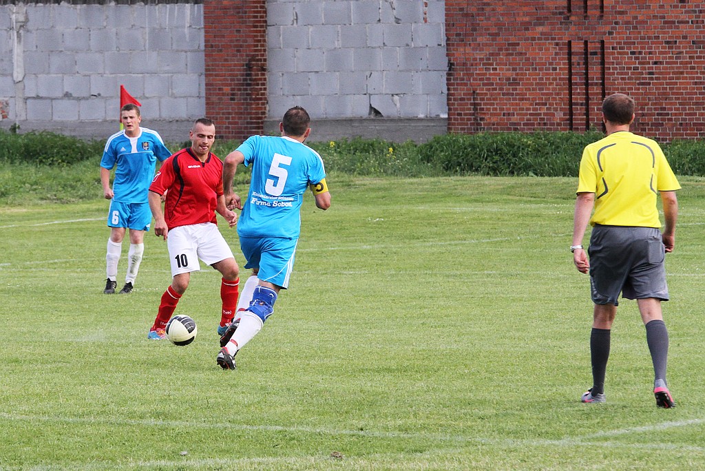 Klasa A: Albatros - Czarni 3:3