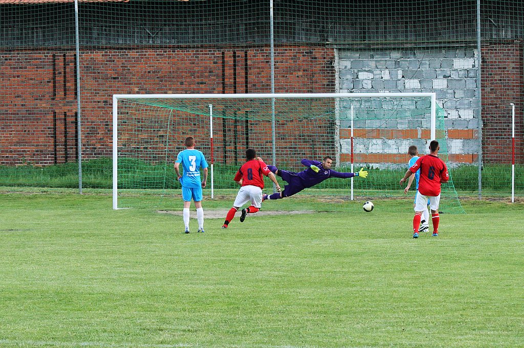 Klasa A: Albatros - Czarni 3:3