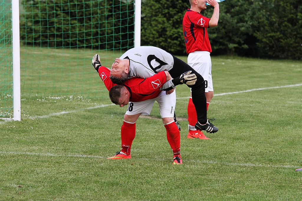 Klasa A: Albatros - Czarni 3:3