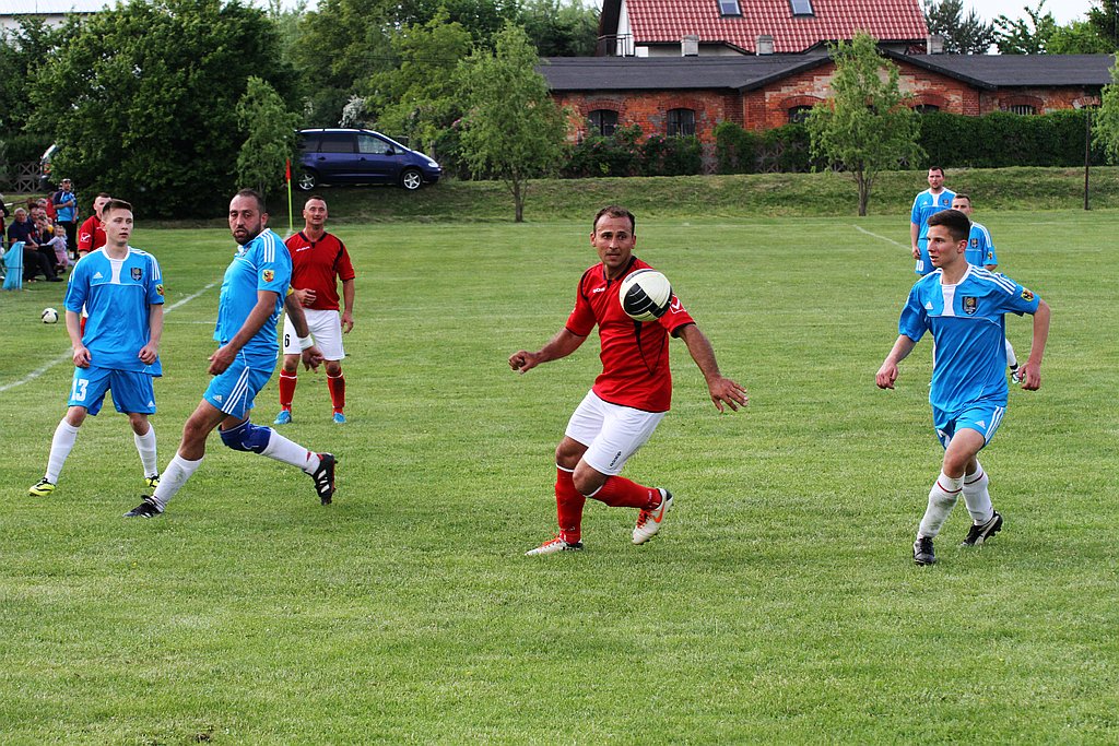 Klasa A: Albatros - Czarni 3:3