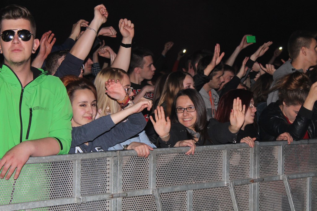 Juwenalia 2015. Muzyka klubowa na dziedzińcu PWSZ cz4