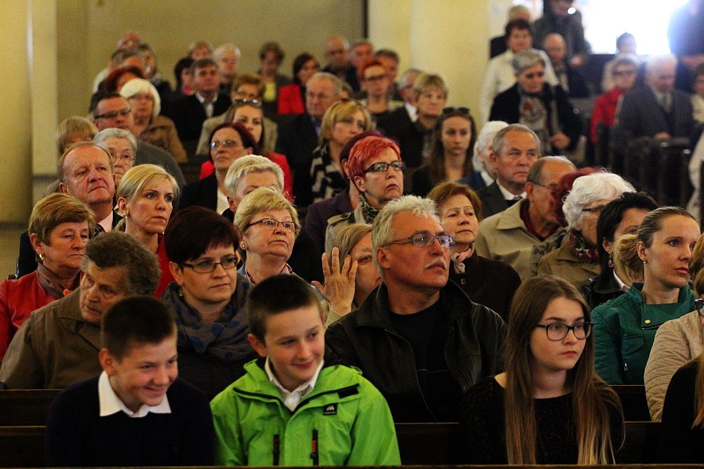 Chóry w kościele NSPJ w Legnicy