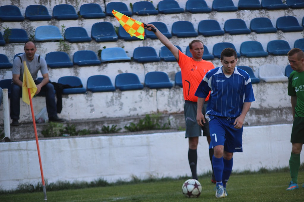 Derby na remis. Legnickie Pole wita się z Klasą A