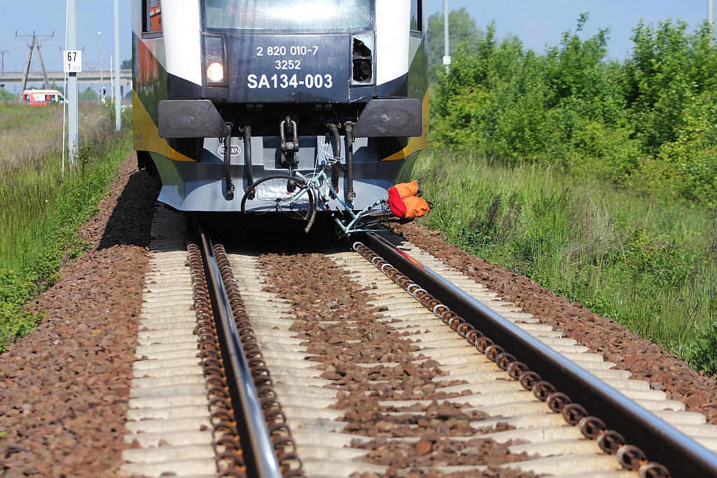 Pociąg potrącił śmiertelnie rowerzystę
