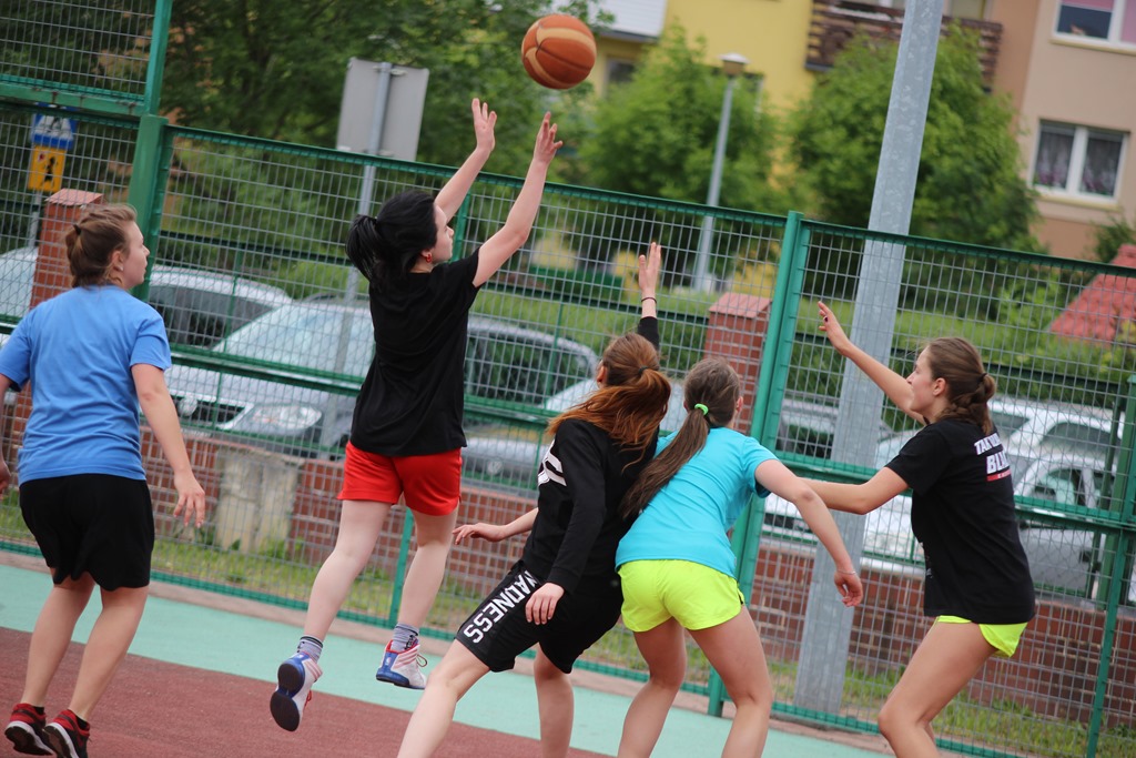 Ekonom zorganizował turniej koszykarski Streetball 3x3