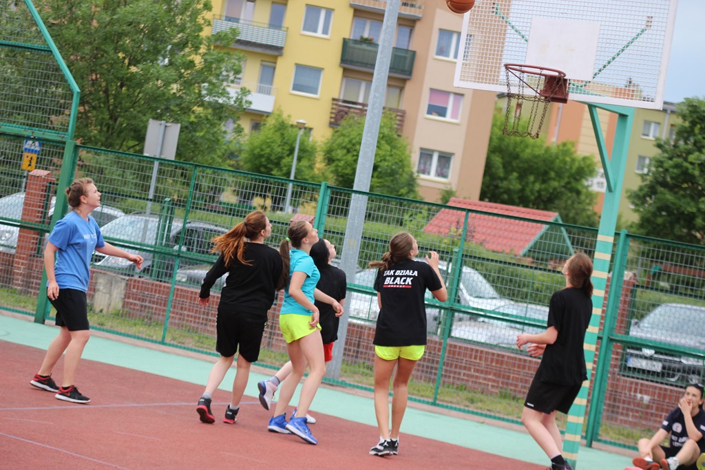 Ekonom zorganizował turniej koszykarski Streetball 3x3