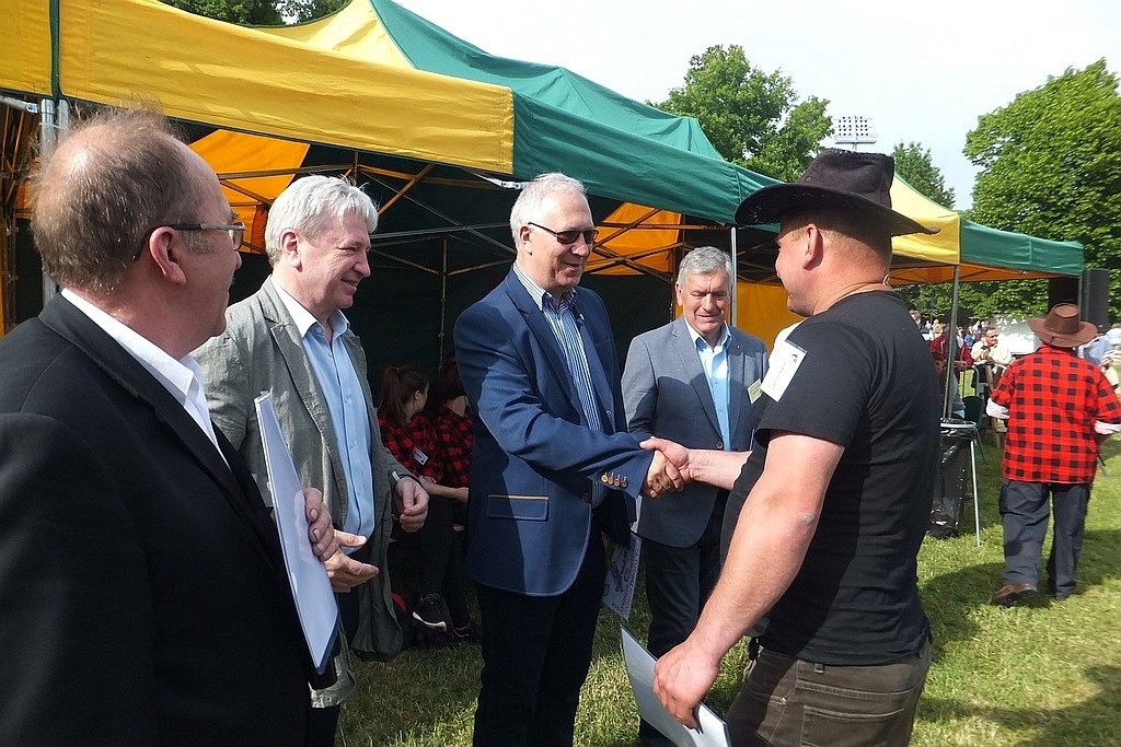 Rodzinny triumf w walce o Srebrne Klucze
