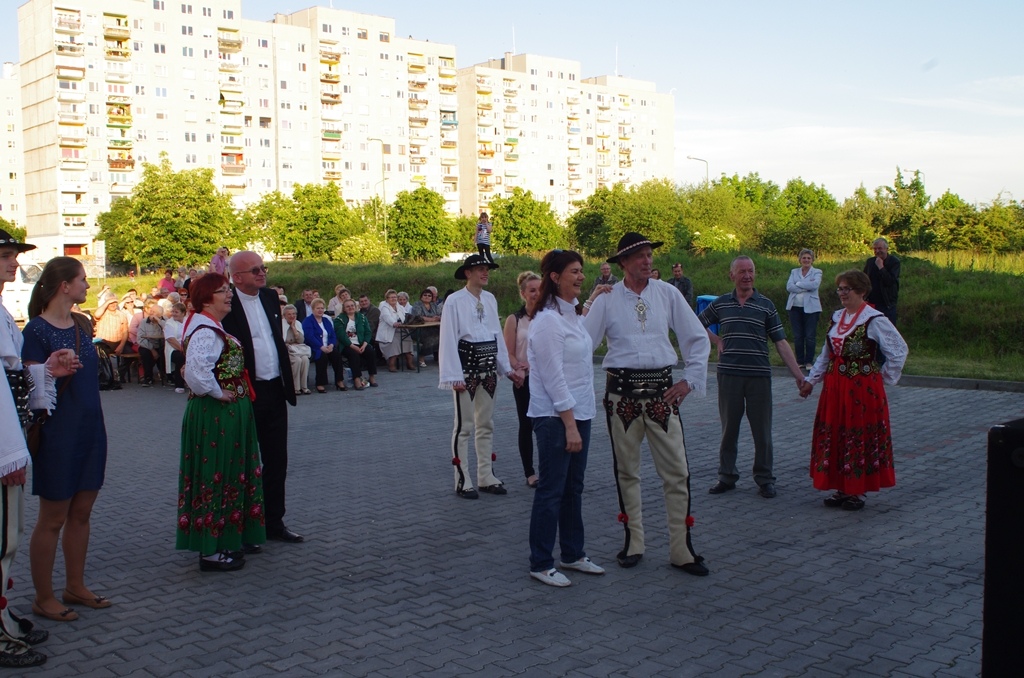 Festyn parafialny na Piekarach