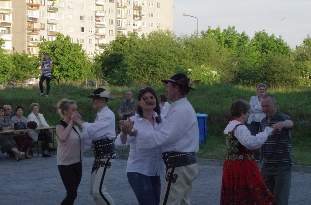 Festyn parafialny na Piekarach