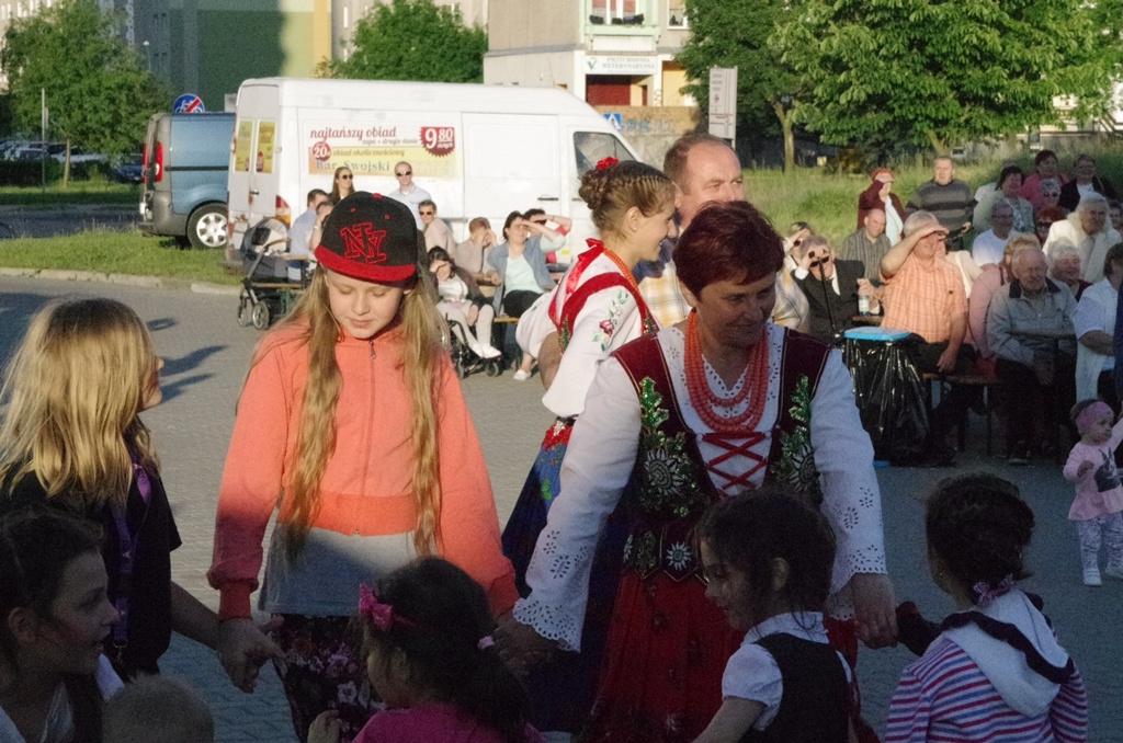Festyn parafialny na Piekarach