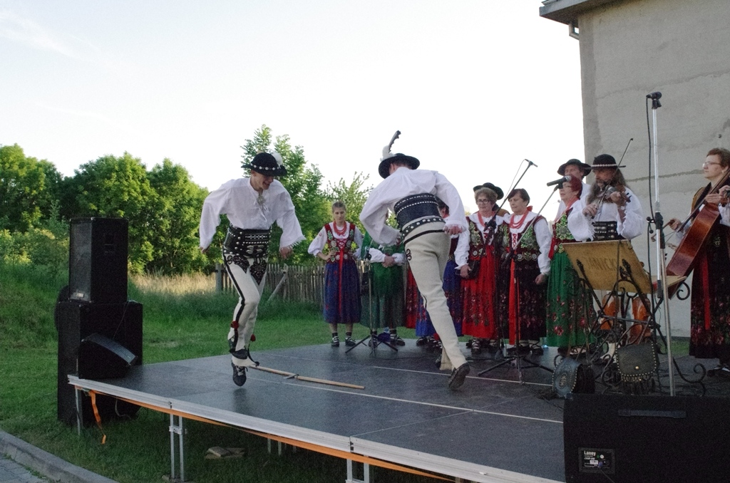Festyn parafialny na Piekarach