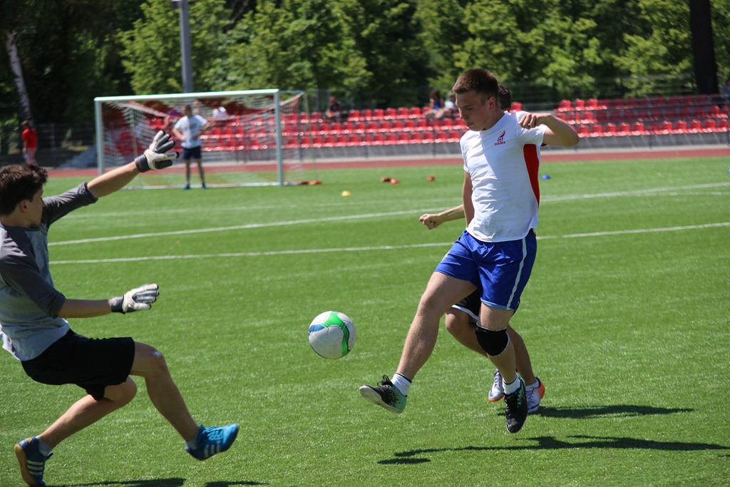 Dzień Sportu w II LO w Legnicy