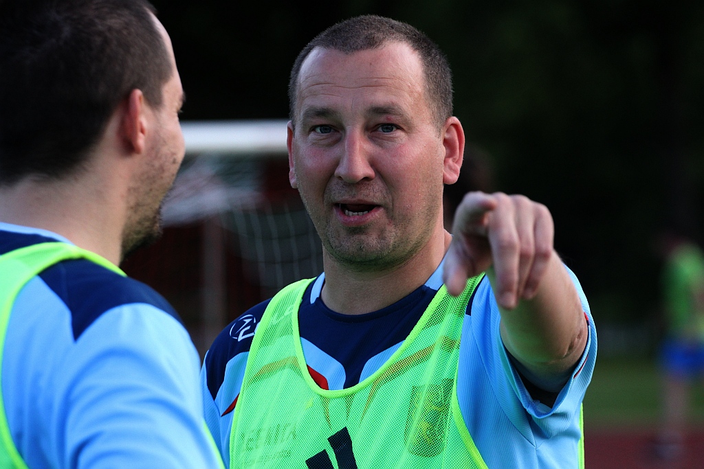 Liga Biznesu: FOCIS Kominki i Oldboje zagrają w finale!