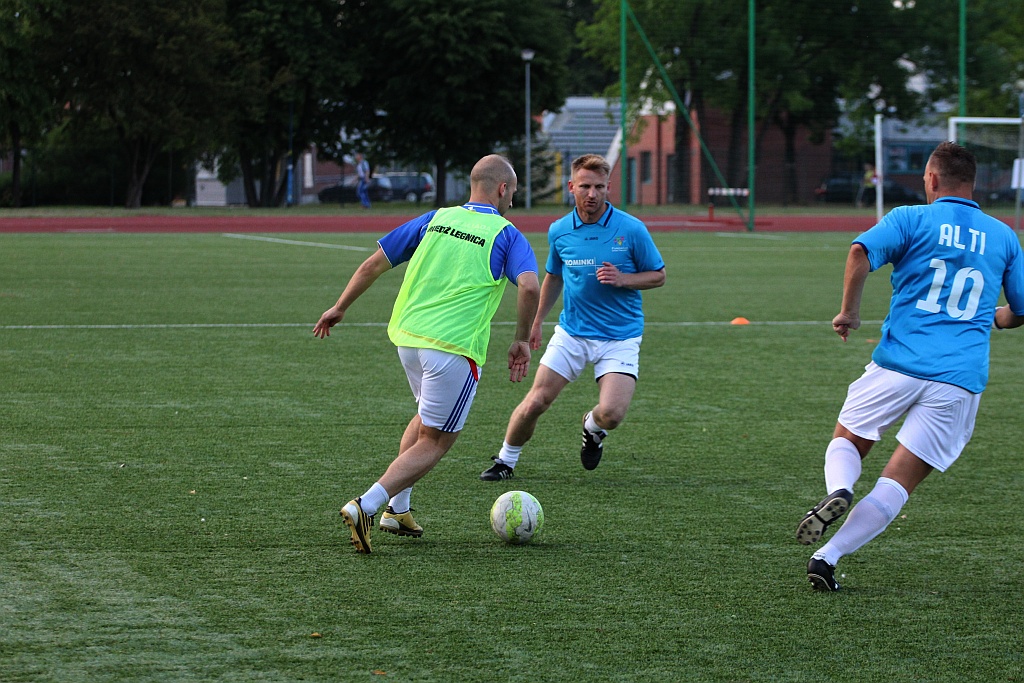 Liga Biznesu: FOCIS Kominki i Oldboje zagrają w finale!