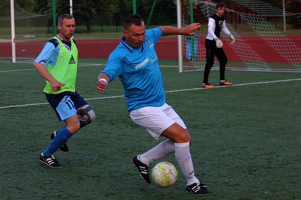 Liga Biznesu: FOCIS Kominki i Oldboje zagrają w finale!