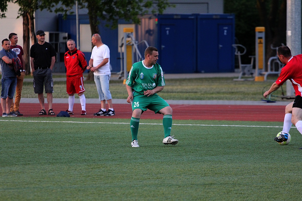 Liga Biznesu: FOCIS Kominki i Oldboje zagrają w finale!