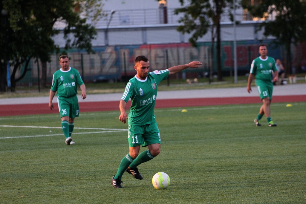 Liga Biznesu: FOCIS Kominki i Oldboje zagrają w finale!