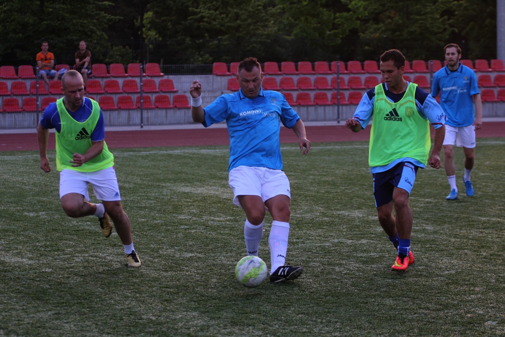 Liga Biznesu: FOCIS Kominki i Oldboje zagrają w finale!
