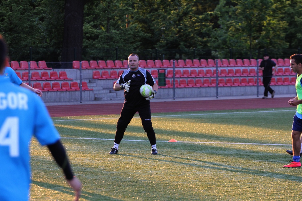 Liga Biznesu: FOCIS Kominki i Oldboje zagrają w finale!